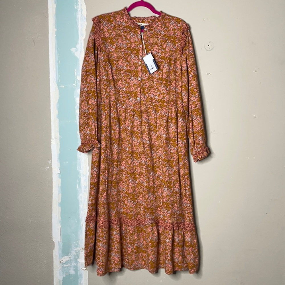Universal thread maxi dress so cute ! Target